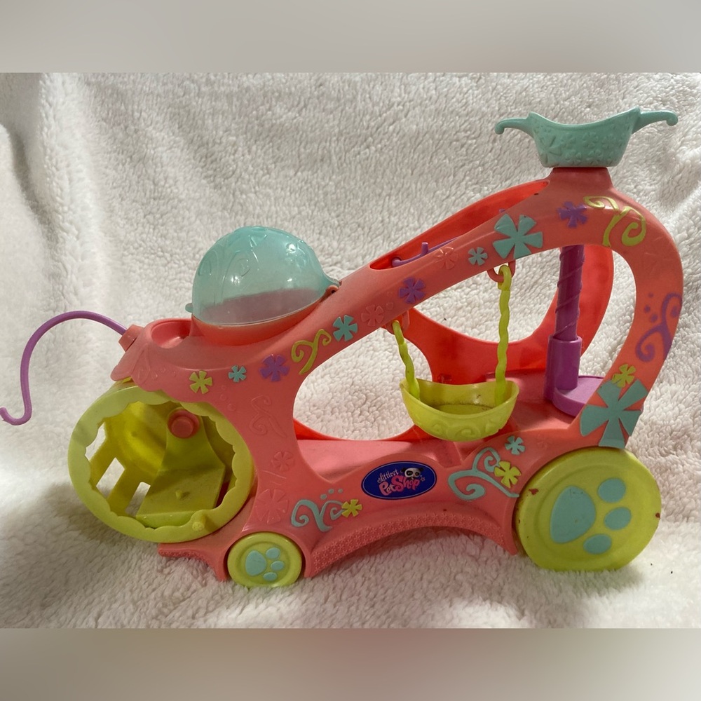 Littlest Pet Shop Kids Toy Vehicle Vintage